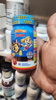 پاستیل مولتی ویتامین کودک (۶۰عددی)L’il Critters Gummy Vites